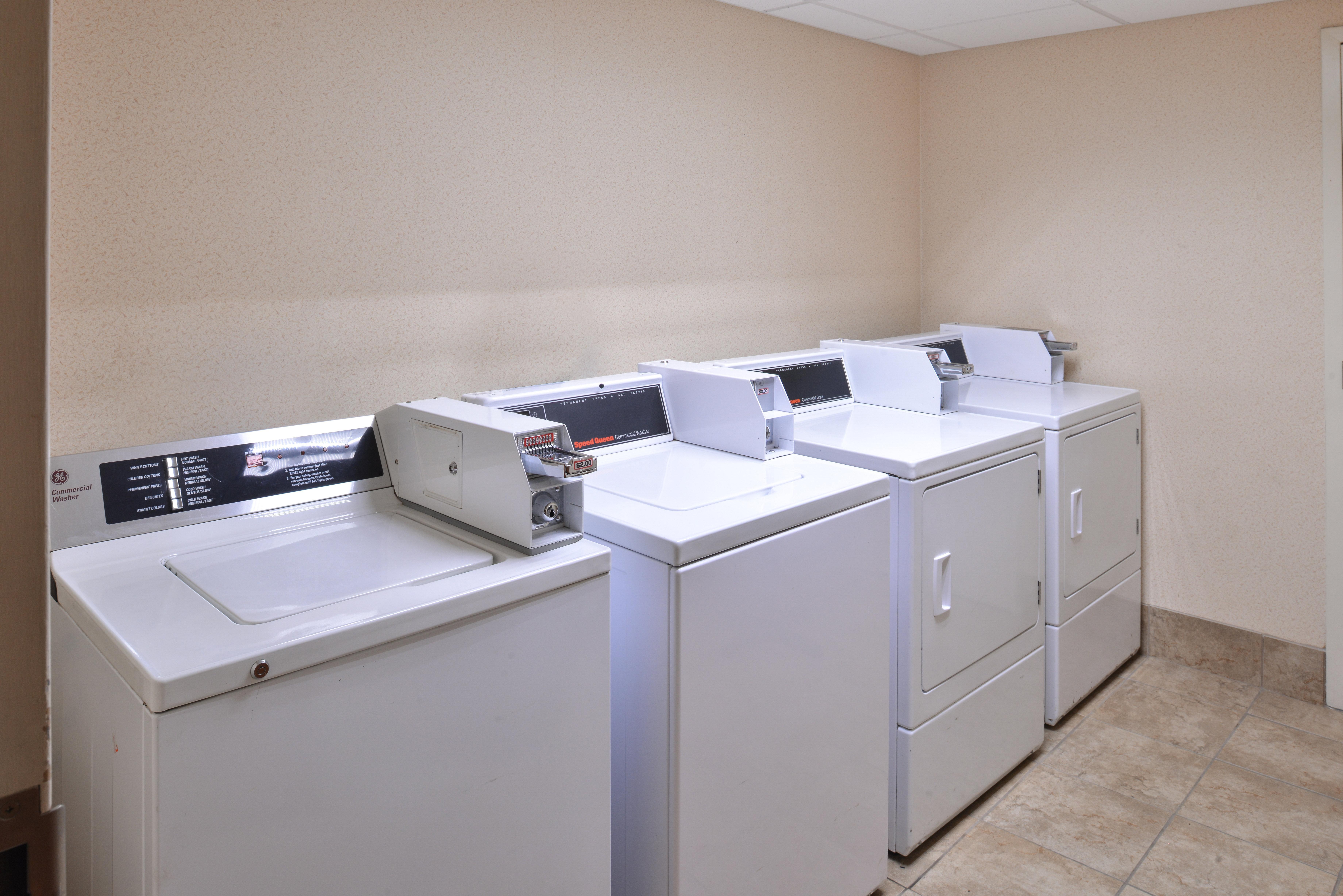 Holiday Inn Martinsburg By Ihg Ngoại thất bức ảnh